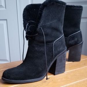 UGG Jerene Suede Boots With Sheepskin - Black